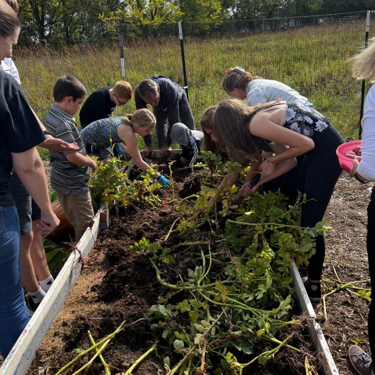 Sunday School/Youth Groups Sunday School/Youth Groups